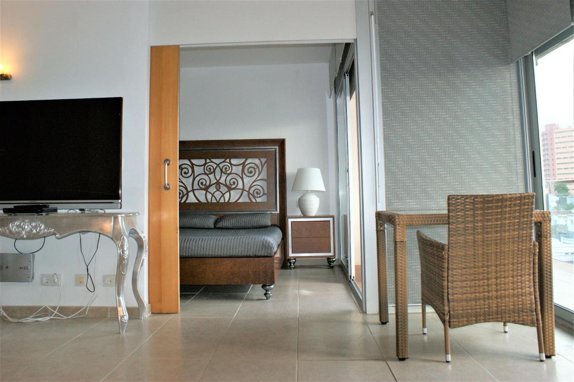 Apartamento En Roses Con Vistas Al Canal Y Piscina Exterior photo